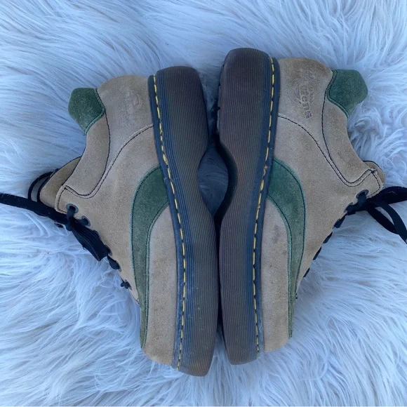 Dr Martens 90s 8345 Vtg Y2K England beige green platform shoes UK7 US approx 9